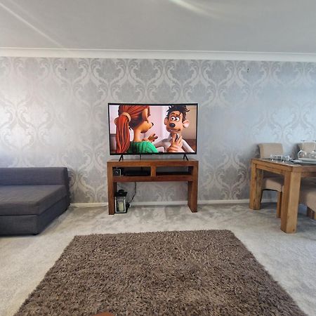 Apartmán Stylish & Modern 2 Bed House With Free Parking Leeds Leeds  Exteriér fotografie