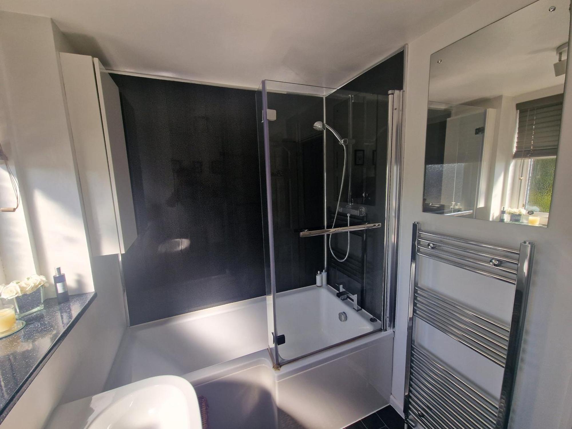 Apartmán Stylish & Modern 2 Bed House With Free Parking Leeds Leeds  Exteriér fotografie